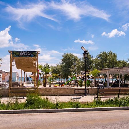 Golden Shell Apartment Mamaia Nord Navodari Bagian luar foto