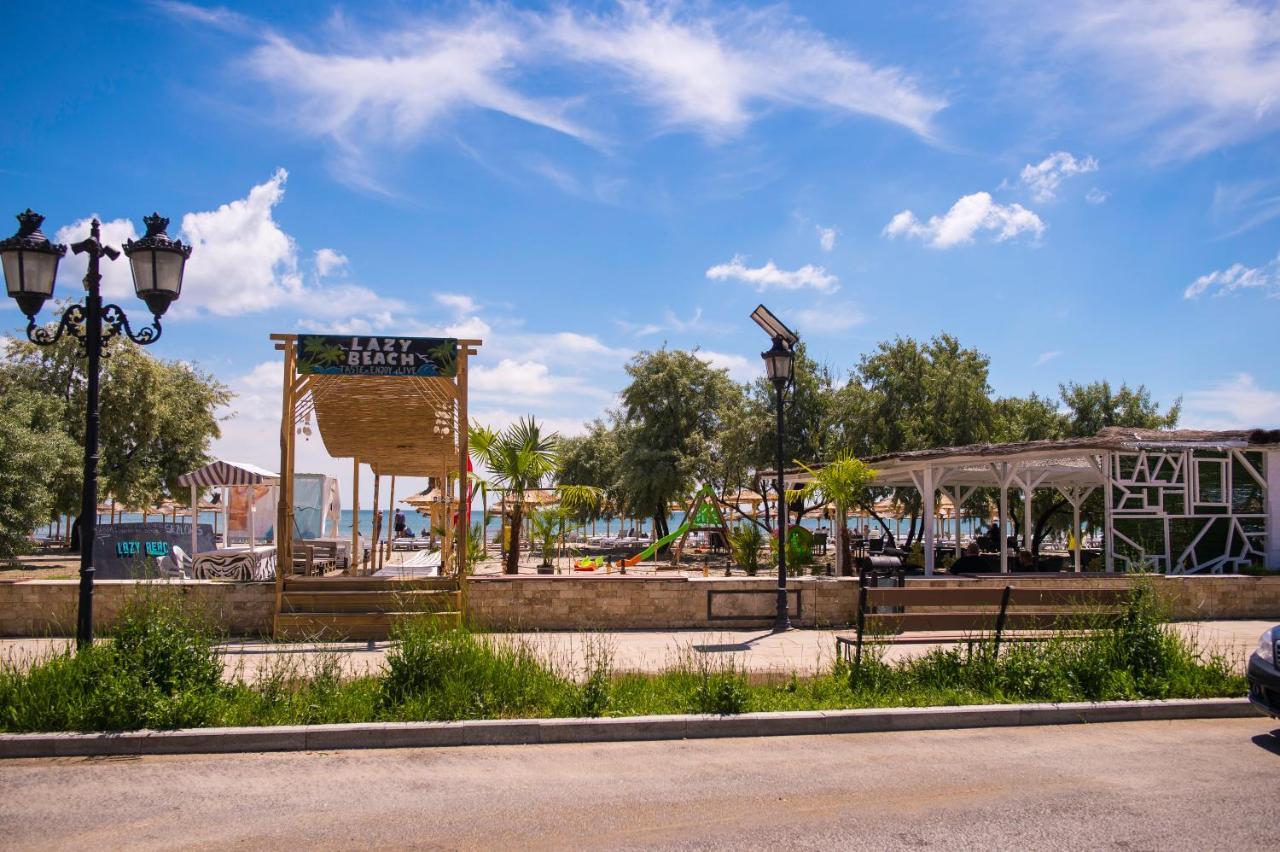 Golden Shell Apartment Mamaia Nord Navodari Bagian luar foto