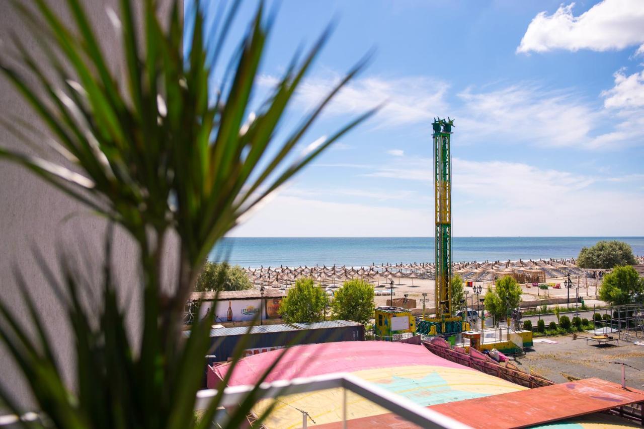 Golden Shell Apartment Mamaia Nord Navodari Bagian luar foto